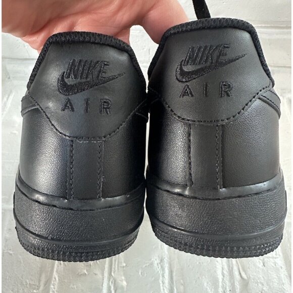 Nike Air Force 1 07’ Sneakers Mens 10.5 Triple Black Low Top - Picture 4 of 14
